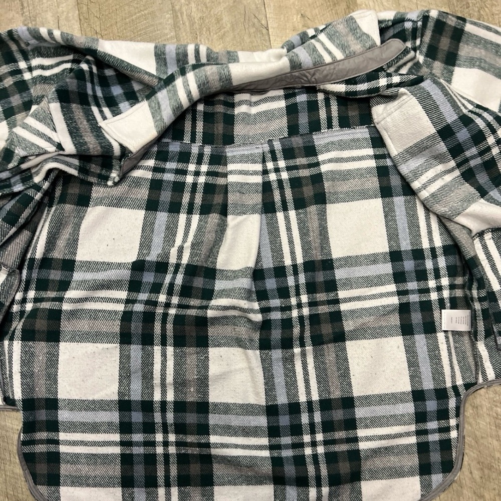Flannel Shacket - Picture 5 of 5